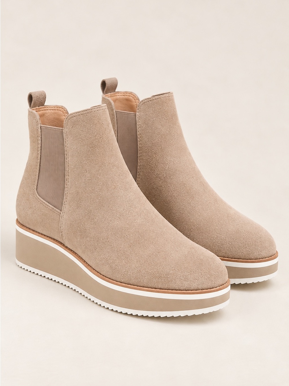 NWT Antonio Melani Brexton Suede Wedge Chelsea Booties Sz 6.5